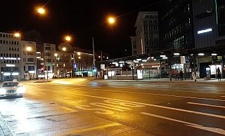 Nachts am Jahnplatz ist fast nichts mehr los - Corona lässt grüßen. - Heimo Stefula Nachts am Jahnplatz ist fast nichts mehr los - Corona lässt grüßen. - Heimo Stefula