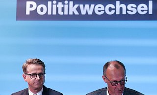 Die CDU-Spitze gibt den Startschuss für die entscheidende Phase des Bundestagswahlkampfes. Die Wirtschaft steht im Mittelpunkt. Ist bei den Umfragewerten der Union noch mehr drin? - Marcus Brandt/dpa Die CDU-Spitze gibt den Startschuss für die entscheidende Phase des Bundestagswahlkampfes. Die Wirtschaft steht im Mittelpunkt. Ist bei den Umfragewerten der Union noch mehr drin? - Marcus Brandt/dpa