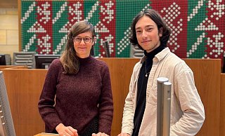 Marios Vafiadis (r.) mit der SPD-Landtagsabgeordneten Christina Kampmann im Landtag in Düsseldorf. - SPD Marios Vafiadis (r.) mit der SPD-Landtagsabgeordneten Christina Kampmann im Landtag in Düsseldorf. - SPD