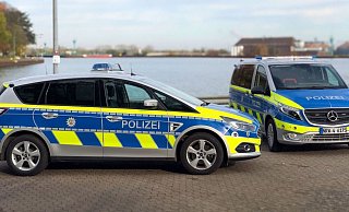 Die Kreispolizeibehörde Minden-Lübbecke stellte den neuen Ford Focus S-Max und den Mercedes Vito vor. - Polizei Die Kreispolizeibehörde Minden-Lübbecke stellte den neuen Ford Focus S-Max und den Mercedes Vito vor. - Polizei