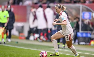 Klara Bühl verlängerte beim FC Bayern. - Harry Langer/dpa Klara Bühl verlängerte beim FC Bayern. - Harry Langer/dpa