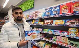 Alexander Gören hat zusammen mit seinem Bruder Servan die "Candy Brothers" eröffnet. - Nicole Sielermann Alexander Gören hat zusammen mit seinem Bruder Servan die "Candy Brothers" eröffnet. - Nicole Sielermann