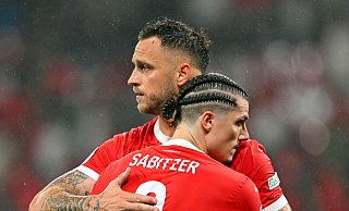 Marcel Sabitzer und Marko Arnautovic reagierten schockiert auf die Ereignisse in Graz. - Robert Michael/dpa Marcel Sabitzer und Marko Arnautovic reagierten schockiert auf die Ereignisse in Graz. - Robert Michael/dpa
