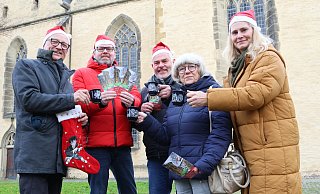 Jürgen Fellbaum (v. l.), Lars Knappe, Pastor Stephan Horstkotte, Elektra Brakensiek und Daniela Dembert freuen sich auf den kommenden Adventsbummel. - Marco Hilla Jürgen Fellbaum (v. l.), Lars Knappe, Pastor Stephan Horstkotte, Elektra Brakensiek und Daniela Dembert freuen sich auf den kommenden Adventsbummel. - Marco Hilla
