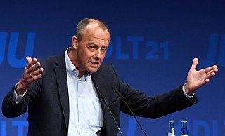 Friedrich Merz hat SPD, Grünen und FDP Anerkennung für ihr Sondierungspapier ausgesprochen: «Sie haben, wie ich finde, ein beachtliches Papier vorgelegt». - Foto: Bernd Thissen/dpa Friedrich Merz hat SPD, Grünen und FDP Anerkennung für ihr Sondierungspapier ausgesprochen: «Sie haben, wie ich finde, ein beachtliches Papier vorgelegt». - Foto: Bernd Thissen/dpa