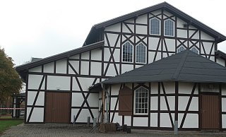Stadthalle Warburg:. Die AfD hat das Gebäude für ihren Landesparteitag angemietet. - Privat Stadthalle Warburg:. Die AfD hat das Gebäude für ihren Landesparteitag angemietet. - Privat