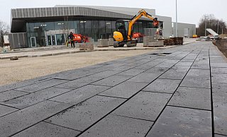 Die neue Stadthalle soll am 8. Februar eröffnet werden. - Marion Pokorra-Brockschmidt Die neue Stadthalle soll am 8. Februar eröffnet werden. - Marion Pokorra-Brockschmidt