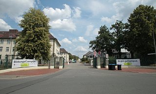 Der Herforder Bildungscampus wird zur Heimat für die Pflegeschule des Klinikums Herford, des Lukas-Krankenhauses Bünde und des Bad Oeynhausener Herz- und Diabeteszentrums. - Peter Steinert Der Herforder Bildungscampus wird zur Heimat für die Pflegeschule des Klinikums Herford, des Lukas-Krankenhauses Bünde und des Bad Oeynhausener Herz- und Diabeteszentrums. - Peter Steinert