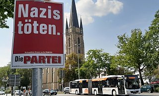 Unter anderem am Westerntor hat Die Partei ihre Plakate angebracht. - Lena Henning Unter anderem am Westerntor hat Die Partei ihre Plakate angebracht. - Lena Henning