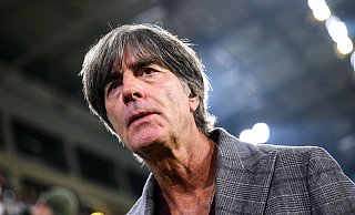 Hat seine eigene Meinung zu den «deutschen Tugenden» im Fußball: Joachim Löw (Archivbild) - Tom Weller/dpa Hat seine eigene Meinung zu den «deutschen Tugenden» im Fußball: Joachim Löw (Archivbild) - Tom Weller/dpa