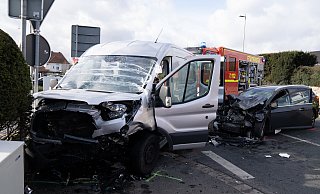 Beide Insassen dieser Fahrzeuge wurden schwer verletzt. - Christian Mathiesen Beide Insassen dieser Fahrzeuge wurden schwer verletzt. - Christian Mathiesen