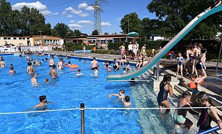 Gut Besucht: Für das Waldbad wünscht sich die CDU die Vorstellung von Planungen zur Attraktivitätssteigerung. - Marc Köppelmann (Archiv) Gut Besucht: Für das Waldbad wünscht sich die CDU die Vorstellung von Planungen zur Attraktivitätssteigerung. - Marc Köppelmann (Archiv)