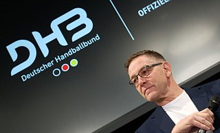 Handball-Bundestrainer Alfred Gislason verbringt das Weihnachtsfest erstmals im Ski-Urlaub. - Bernd Thissen/dpa Handball-Bundestrainer Alfred Gislason verbringt das Weihnachtsfest erstmals im Ski-Urlaub. - Bernd Thissen/dpa