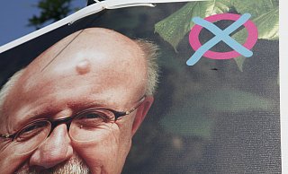 Bald wieder auf einem Wahlplakat zu sehen? Der ehemalige CDU-Bürgermeister der Stadt Verl, Paul Hermreck, will für die FWG in den Rat einziehen. - Roland Thöring Bald wieder auf einem Wahlplakat zu sehen? Der ehemalige CDU-Bürgermeister der Stadt Verl, Paul Hermreck, will für die FWG in den Rat einziehen. - Roland Thöring