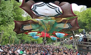 Das Psytrance-Festival "Hai in den Mai" lockt jedes Jahr Besucher aus dem In- und Ausland nach Wehdem. - Tanja Dittmann Das Psytrance-Festival "Hai in den Mai" lockt jedes Jahr Besucher aus dem In- und Ausland nach Wehdem. - Tanja Dittmann