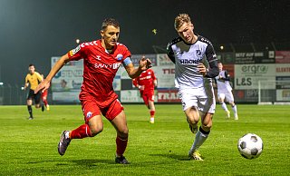 Torgarant: Rödinghausens Eduard Probst (r.), hier im Heimspiel gegen Paderborn. - Joel Beinke Torgarant: Rödinghausens Eduard Probst (r.), hier im Heimspiel gegen Paderborn. - Joel Beinke