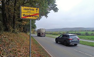Die Landesstraße 550 wird zwischen den Boffzener Ortschaften Meinbrexen und Lauenförde wieder eröffnet. - Torsten Wegener Die Landesstraße 550 wird zwischen den Boffzener Ortschaften Meinbrexen und Lauenförde wieder eröffnet. - Torsten Wegener