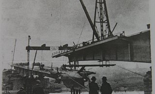 Berichte über die Weserbrücke in Rehme nach der Bombardierung im Zweiten Weltkrieg. - Stadtarchiv Berichte über die Weserbrücke in Rehme nach der Bombardierung im Zweiten Weltkrieg. - Stadtarchiv