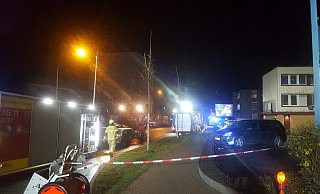 Vorsorglich wurde das Wohn- und Geschäftsgebäude evakuiert, die Einsatzstelle wurde weiträumig abgesperrt. - Feuerwehr Paderborn Vorsorglich wurde das Wohn- und Geschäftsgebäude evakuiert, die Einsatzstelle wurde weiträumig abgesperrt. - Feuerwehr Paderborn