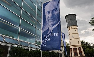 Im September wird der Preis in Gütersloh verliehen. - Vornbäumen/Archivfoto Im September wird der Preis in Gütersloh verliehen. - Vornbäumen/Archivfoto