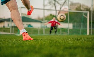 Ein Fußball-Freundschaftsspiel ist am Freitagabend eskaliert. Symbolbild: Pixabay Ein Fußball-Freundschaftsspiel ist am Freitagabend eskaliert. Symbolbild: Pixabay