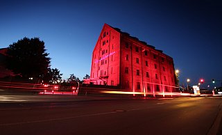 Kulturschaffende haben bei der Aktion "Alarmstufe Rot" schon im Sommer 2020 auf die Probleme der Branche aufmerksam gemacht. - www.gerald-dunkel.de Kulturschaffende haben bei der Aktion "Alarmstufe Rot" schon im Sommer 2020 auf die Probleme der Branche aufmerksam gemacht. - www.gerald-dunkel.de