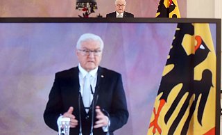 Bundespräsident Frank-Walter Steinmeier betonte in seiner in diesem Punkt ungewöhnlich scharf formulierten Rede, es gehe um sehr viel mehr als nur individuelles Fehlverhalten. - Foto: Wolfgang Kumm/dpa Bundespräsident Frank-Walter Steinmeier betonte in seiner in diesem Punkt ungewöhnlich scharf formulierten Rede, es gehe um sehr viel mehr als nur individuelles Fehlverhalten. - Foto: Wolfgang Kumm/dpa