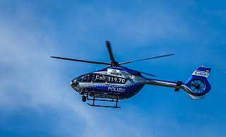 Der sogenannte Alarmhubschrauber der Polizei fliegt mit bis zu 260 Studenkilometern. - Paul Brinkmann Der sogenannte Alarmhubschrauber der Polizei fliegt mit bis zu 260 Studenkilometern. - Paul Brinkmann