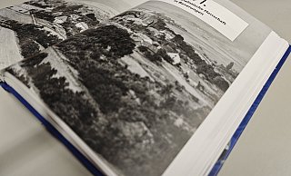 Kapitel sechs von "Lebenswege unterm Hakenkreuz. Nationalsozialismus im Weserbergland - Täter, Opfer, Gegner" befasst sich mit der Herrschaft der Nationalsozialisten in Beverungen. - Svenja Ludwig Kapitel sechs von "Lebenswege unterm Hakenkreuz. Nationalsozialismus im Weserbergland - Täter, Opfer, Gegner" befasst sich mit der Herrschaft der Nationalsozialisten in Beverungen. - Svenja Ludwig