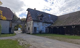 In dem ehemaligen Kutschpferdestall auf dem Schloss-Gelände in Beverungen sollen Appartements für Radtouristen entstehen. - Svenja Ludwig In dem ehemaligen Kutschpferdestall auf dem Schloss-Gelände in Beverungen sollen Appartements für Radtouristen entstehen. - Svenja Ludwig