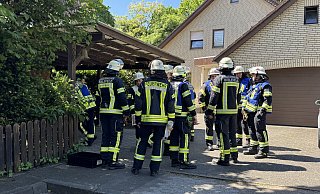 In Senne ist aus einem Badezimmerschrank ein altes Thermometer heruntergefallen und dabei ist Quecksilber ausgetreten. Drei Personen gelten als kontaminiert. - Paul Brinkmann In Senne ist aus einem Badezimmerschrank ein altes Thermometer heruntergefallen und dabei ist Quecksilber ausgetreten. Drei Personen gelten als kontaminiert. - Paul Brinkmann