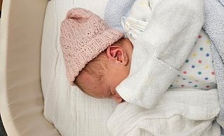 Die kleine Liara ist als zweites Kind im neuen Jahr in Minden zur Welt gekommen: Um 4.17 Uhr ist sie geboren worden. - MKK Die kleine Liara ist als zweites Kind im neuen Jahr in Minden zur Welt gekommen: Um 4.17 Uhr ist sie geboren worden. - MKK