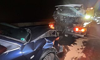 Auf der A33 bei Bielefeld ist es am Montagabend zu einem größeren Unfall gekommen. - Mike-Dennis Müller / www.mdm.photo Auf der A33 bei Bielefeld ist es am Montagabend zu einem größeren Unfall gekommen. - Mike-Dennis Müller / www.mdm.photo