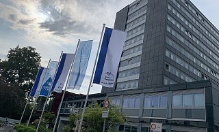 Im Kreishaus an der Aldegreverstraße in Paderborn gibt es viele Zustimmung für den 2025er-Haushalt des Kreises Paderborn. - Archivfoto Jens Reddeker Im Kreishaus an der Aldegreverstraße in Paderborn gibt es viele Zustimmung für den 2025er-Haushalt des Kreises Paderborn. - Archivfoto Jens Reddeker