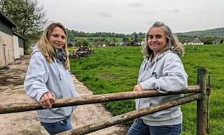 Die Vorstände Melanie Schneider und Nicole Bode freuen sich über die guten Bedingungen an dem neuen Standort in Stahle. - Burkhard Battran Die Vorstände Melanie Schneider und Nicole Bode freuen sich über die guten Bedingungen an dem neuen Standort in Stahle. - Burkhard Battran