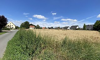 Eine Klimasiedlung soll an der Brinkstraße in Mennighüffen entstehen. - Dirk Windmöller Eine Klimasiedlung soll an der Brinkstraße in Mennighüffen entstehen. - Dirk Windmöller