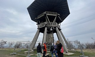 Der Eggeturm bei Steinheim ist bis heute unbegehbar und weiterhin abgesperrt. - Silke Buhrmester Der Eggeturm bei Steinheim ist bis heute unbegehbar und weiterhin abgesperrt. - Silke Buhrmester