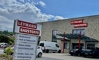 In der Hausberger Filiale des Baustoffhändlers Leymann herrschte am Dienstagnachmittag recht viel Betrieb. Das Unternehmen versucht, die Kundenwünsche trotz aller Einschränkungen durch die Cyberattacke zu erfüllen. - Thomas Lieske In der Hausberger Filiale des Baustoffhändlers Leymann herrschte am Dienstagnachmittag recht viel Betrieb. Das Unternehmen versucht, die Kundenwünsche trotz aller Einschränkungen durch die Cyberattacke zu erfüllen. - Thomas Lieske