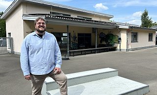 Die Skateranlage ist das Herzstück des Jugendcafés an der Weserstraße. Einrichtungsleiter Nick Stucke hat dort auch das große Geburtstagsfest geplant. - Nicole Sielermann Die Skateranlage ist das Herzstück des Jugendcafés an der Weserstraße. Einrichtungsleiter Nick Stucke hat dort auch das große Geburtstagsfest geplant. - Nicole Sielermann
