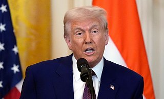 Mit Blick auf die Stärke der US-Truppen in Europa hat Donald Trump vorerst etwas Entwarnung gegeben. (Archivbild) - Alex Brandon/AP/dpa Mit Blick auf die Stärke der US-Truppen in Europa hat Donald Trump vorerst etwas Entwarnung gegeben. (Archivbild) - Alex Brandon/AP/dpa