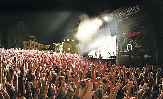 Tolles Ambiente: Das Open-Air-Konzert der Parklichter besticht vor allem durch die Kulisse im Kurpark. Das bestätigen jedes Jahr die Besucher. - Daniel Holtmeier Tolles Ambiente: Das Open-Air-Konzert der Parklichter besticht vor allem durch die Kulisse im Kurpark. Das bestätigen jedes Jahr die Besucher. - Daniel Holtmeier