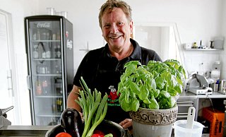 Hat ein neues Konzept, nicht nur für die Corona-Zeit: Rüdiger Paul vom Catering-Service „La Cuccina". - Birgit Guhlke Hat ein neues Konzept, nicht nur für die Corona-Zeit: Rüdiger Paul vom Catering-Service „La Cuccina". - Birgit Guhlke