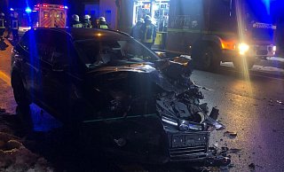 Schwerer Unfall auf der Paderborner Straße. - Jürgen Mahncke Schwerer Unfall auf der Paderborner Straße. - Jürgen Mahncke