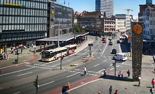 Der Jahnplatz wird demnächst generalüberholt, die ersten Baustellen gibt es derzeit bereits. - Sarah Jonek (Archiv) Der Jahnplatz wird demnächst generalüberholt, die ersten Baustellen gibt es derzeit bereits. - Sarah Jonek (Archiv)