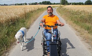 Anthony Aristodemou fühlt sich in seinem Alltag regelmäßig von Fahrradfahrern genötigt. - Anthea Moschner Anthony Aristodemou fühlt sich in seinem Alltag regelmäßig von Fahrradfahrern genötigt. - Anthea Moschner
