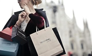 An Allerheiligen 2024 gibt es für Bielefelder viele Möglichkeiten für ausgedehnte Shoppingtouren von Osnabrück bis Roermond. - Pexels/Andrea Piacquadio An Allerheiligen 2024 gibt es für Bielefelder viele Möglichkeiten für ausgedehnte Shoppingtouren von Osnabrück bis Roermond. - Pexels/Andrea Piacquadio