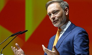 Christian Lindner (FDP) verhandelt immer wieder mit Kanzler Olaf Scholz (SPD) und Wirtschaftsminister Robert Habeck (Grüne) über den Etat. - Jens Kalaene/dpa Christian Lindner (FDP) verhandelt immer wieder mit Kanzler Olaf Scholz (SPD) und Wirtschaftsminister Robert Habeck (Grüne) über den Etat. - Jens Kalaene/dpa
