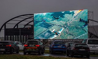 Neben dem Autokino gibt es demnächst eine Auto-Eventreihe am Flughafen Paderborn Lippstadt. - Paderborn-Lippstadt Airport Neben dem Autokino gibt es demnächst eine Auto-Eventreihe am Flughafen Paderborn Lippstadt. - Paderborn-Lippstadt Airport