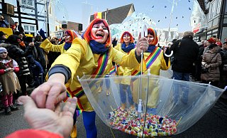 So bunt war's im vergangenen Jahr beim Rietberger Karneval. - Andreas Frücht So bunt war's im vergangenen Jahr beim Rietberger Karneval. - Andreas Frücht