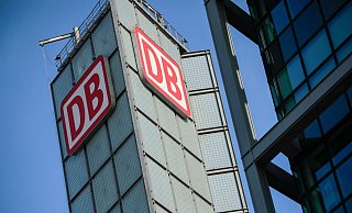 Die neue Regierung will, dass die Deutsche Bahn das wichtigste Mobilitätsunternehmen für die Verkehrswelt der Zukunft wird. - Foto: Carsten Koall/dpa Die neue Regierung will, dass die Deutsche Bahn das wichtigste Mobilitätsunternehmen für die Verkehrswelt der Zukunft wird. - Foto: Carsten Koall/dpa